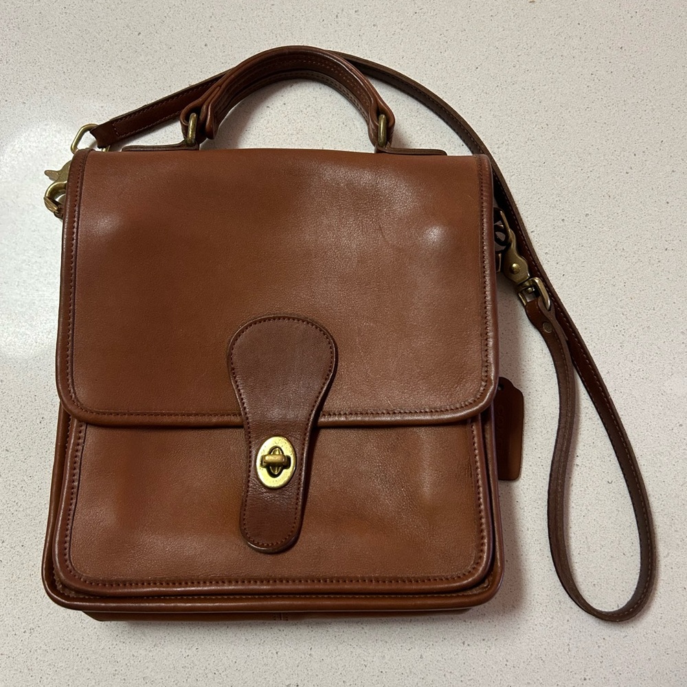 Coach vintage station bag